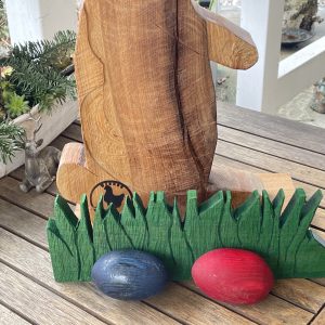 XL Osterhase Berti aus massivem Buchenholz